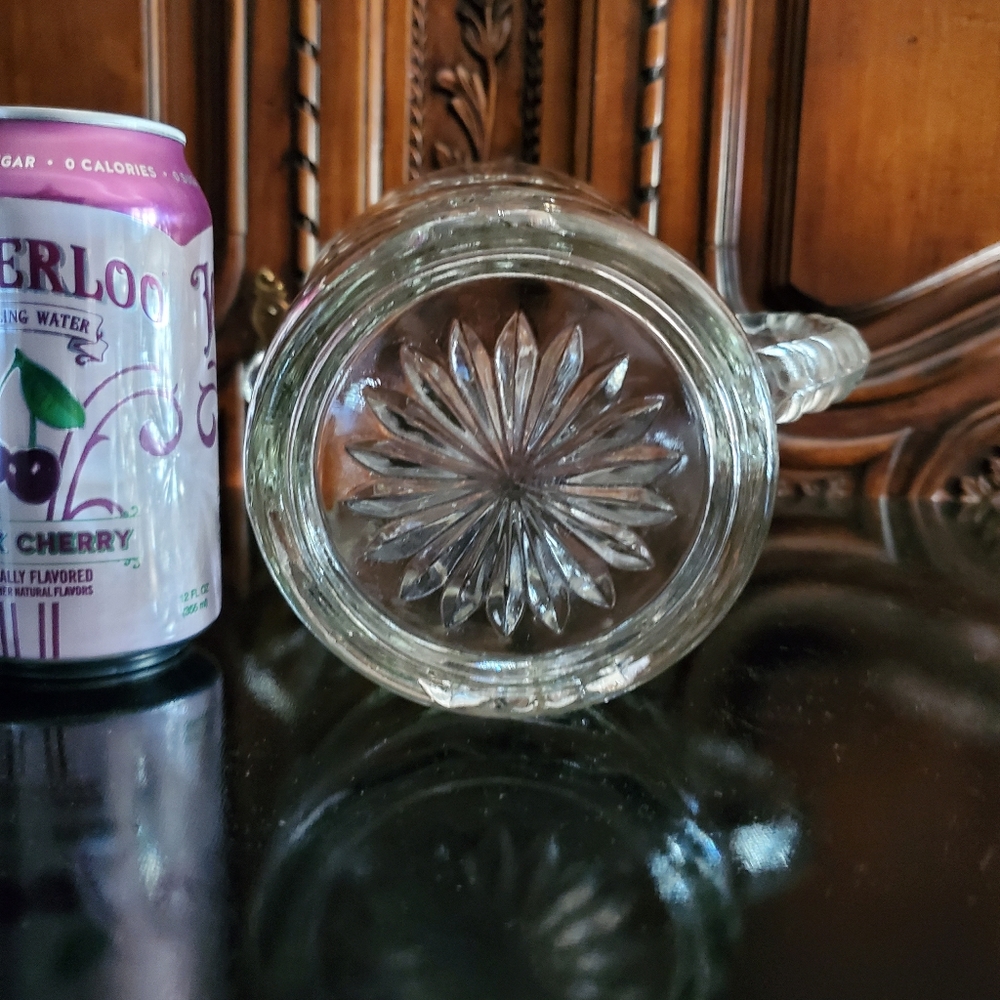 54oz "Prescut AKA Star Of David" Thick Pressed Glass Pitcher by Anchor Hocking - Picture 10 of 16